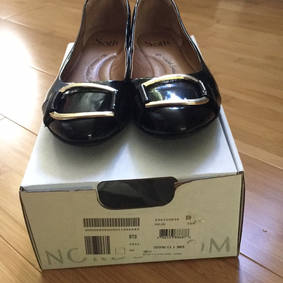 Sofft Patent Leather Ballet Flats - Picture 8 of 8